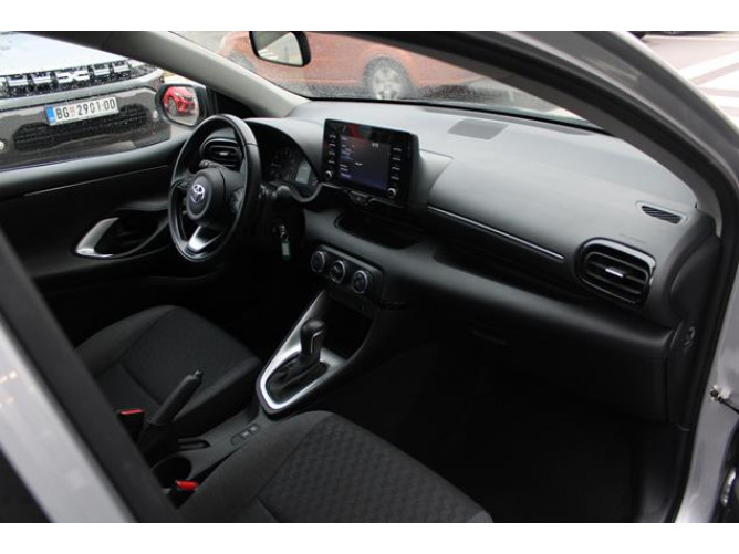 Toyota Yaris 1.5 Luna AUT 