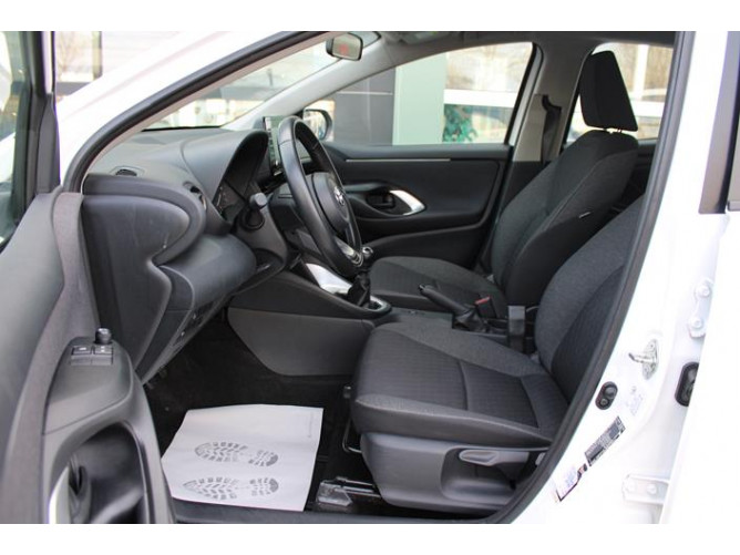 Toyota Yaris 1.5 Luna 