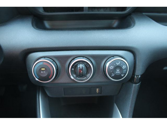 Toyota Yaris 1.5 Luna 