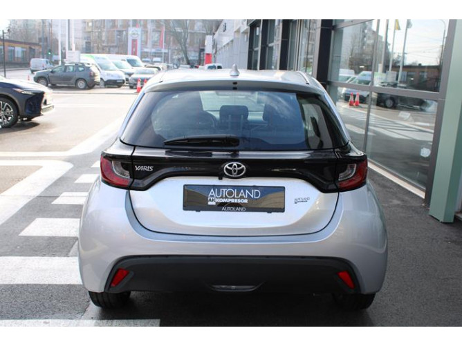 Toyota Yaris 1.5 Luna 