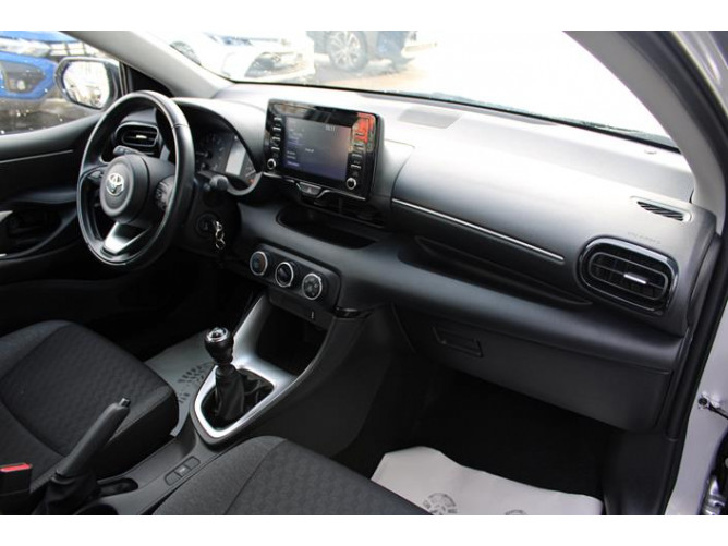 Toyota Yaris 1.5 Luna 