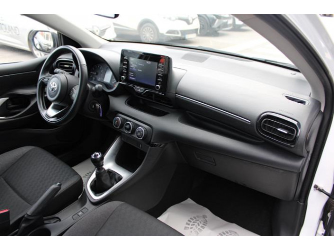 Toyota Yaris 1.5 Luna 