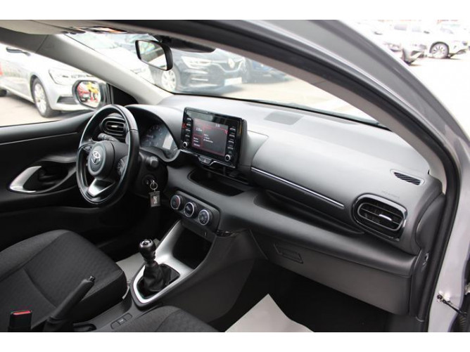 Toyota Yaris 1.5 Luna 