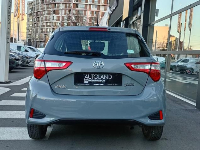 Toyota Yaris 1.5 Sol AUT 