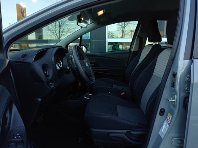 Toyota Yaris 1.5 Sol AUT 