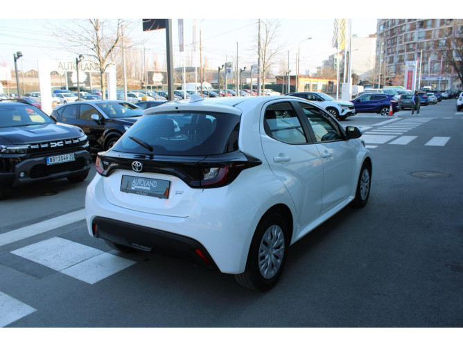 Toyota Yaris 1.0 