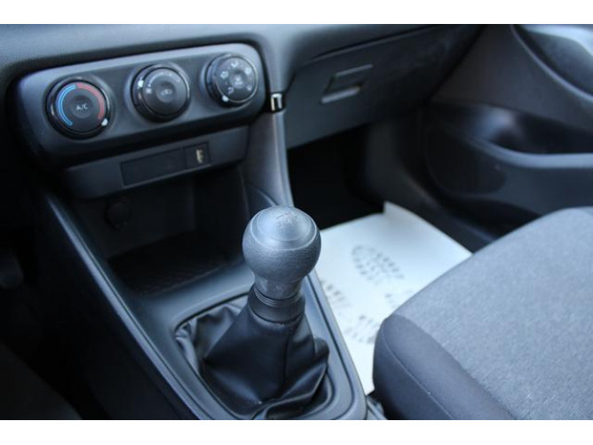 Toyota Yaris 1.0 