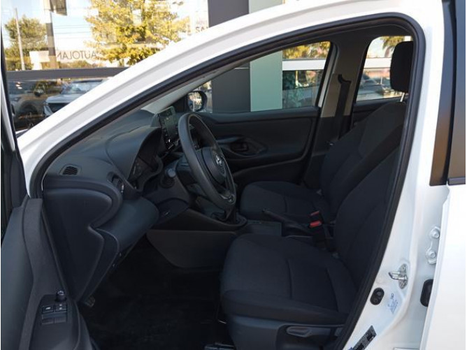 Toyota Yaris 1.0 