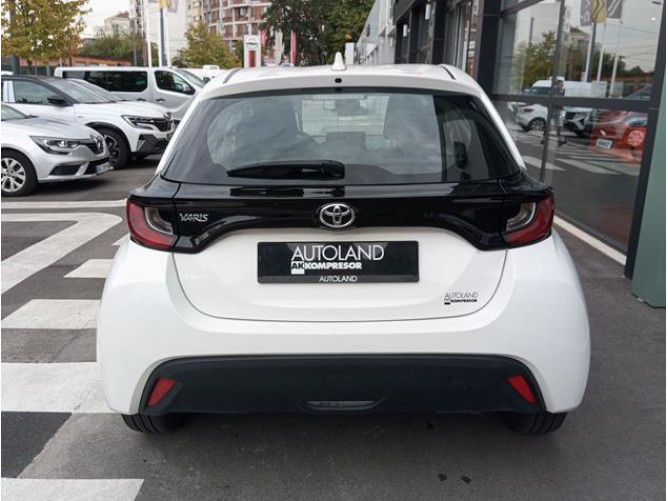 Toyota Yaris 1.0 