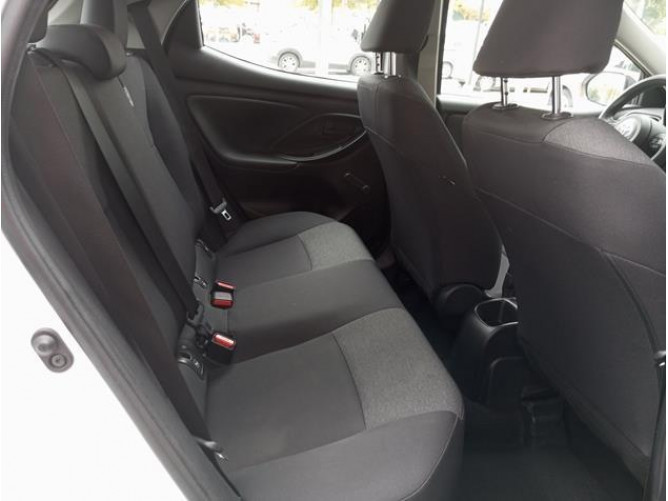 Toyota Yaris 1.0 
