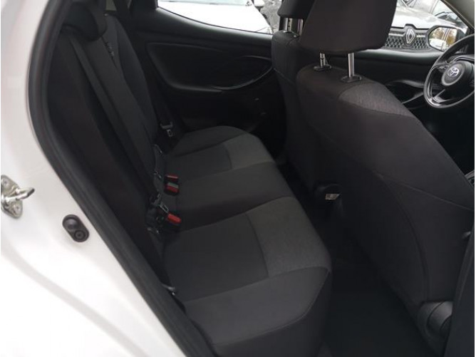 Toyota Yaris 1.0 
