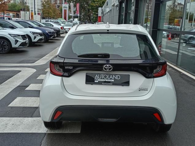 Toyota Yaris 1.0 