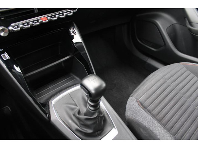 Peugeot 2008 1.5 HDI Bussines 