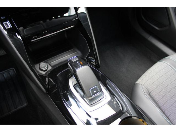 Peugeot 2008 1.5 HDI 