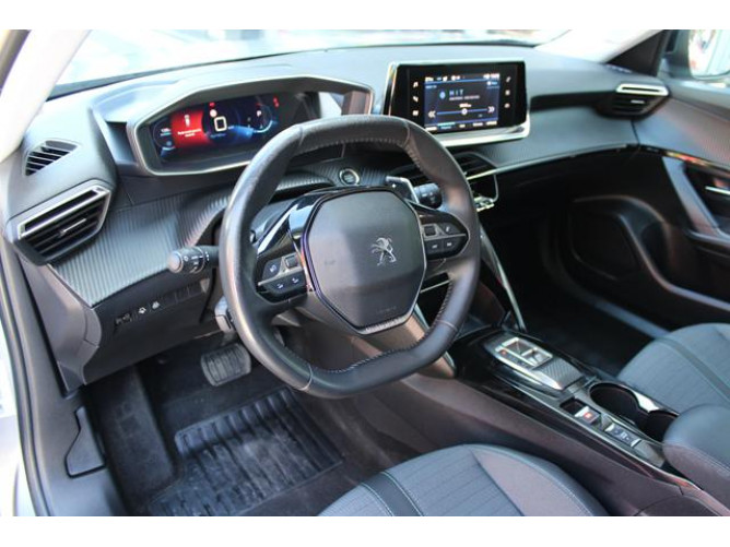 Peugeot 2008 1.5 HDI AUT 