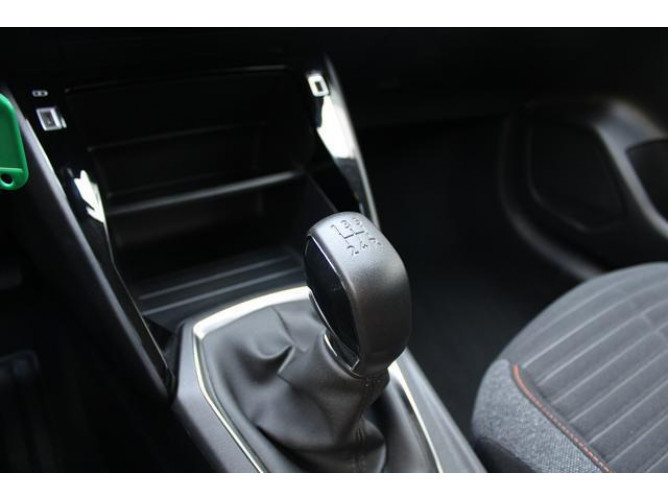 Peugeot 208 1.2 puretech 