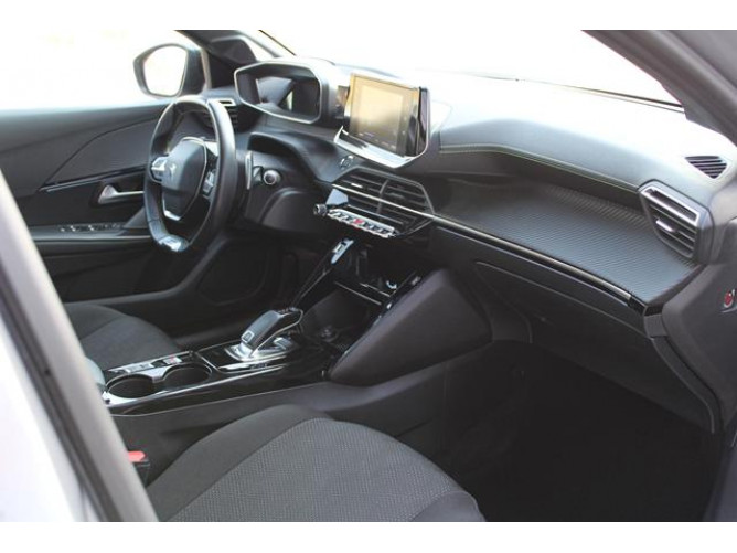 Peugeot 208 1.2 GT LINE AUT 
