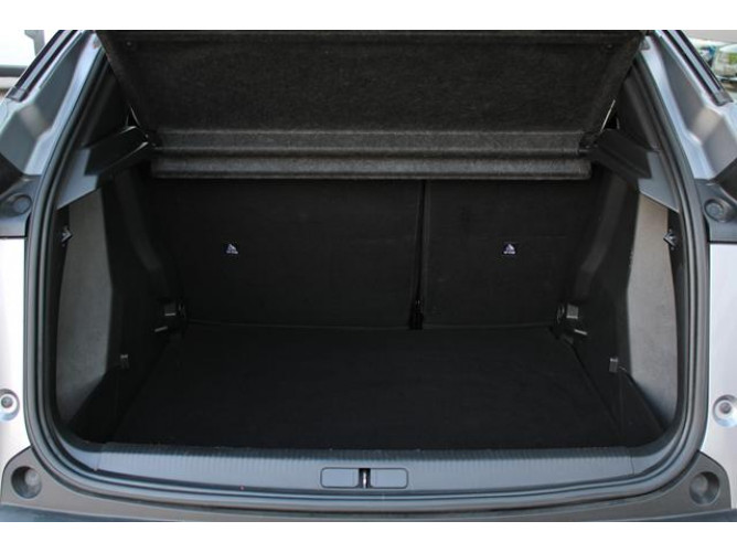Peugeot 2008 1.2 Business 
