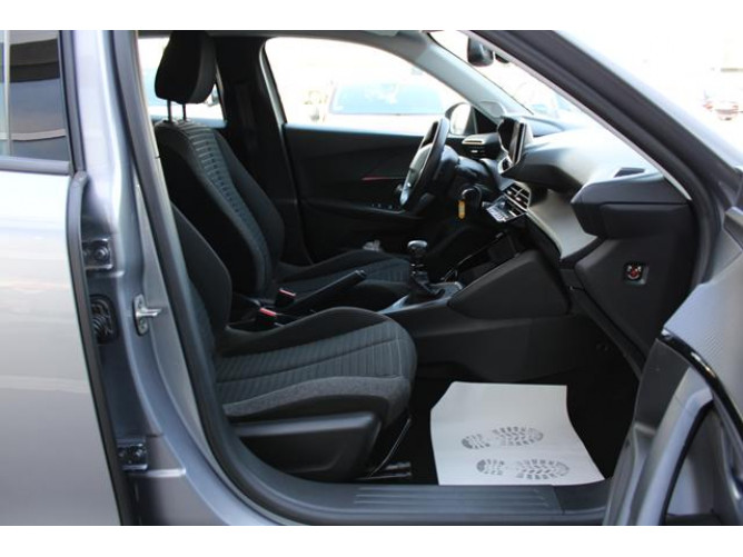 Peugeot 2008 1.2 Business 