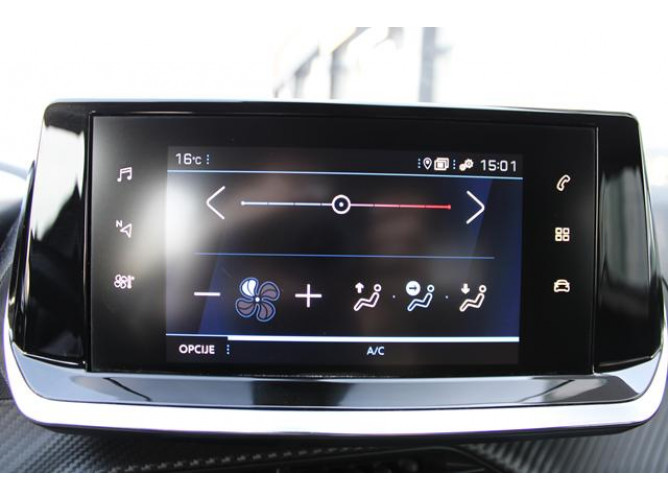 Peugeot 2008 1.2 Business 