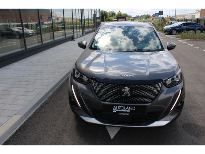 Peugeot 2008 1.2 Allure 