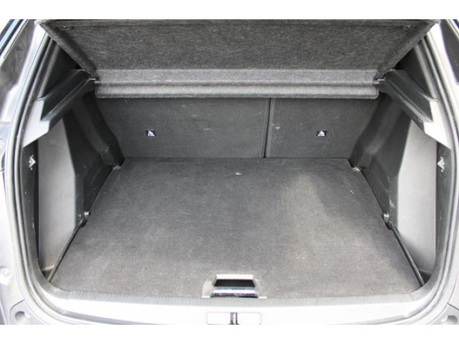 Peugeot 2008 1.2 Allure 