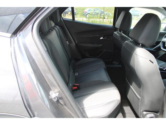 Peugeot 2008 1.2 Allure 