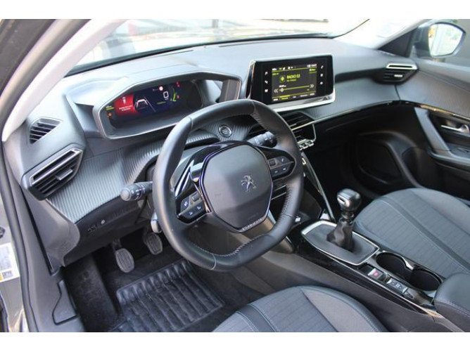 Peugeot 2008 1.2 PURETECH ACTIVE 