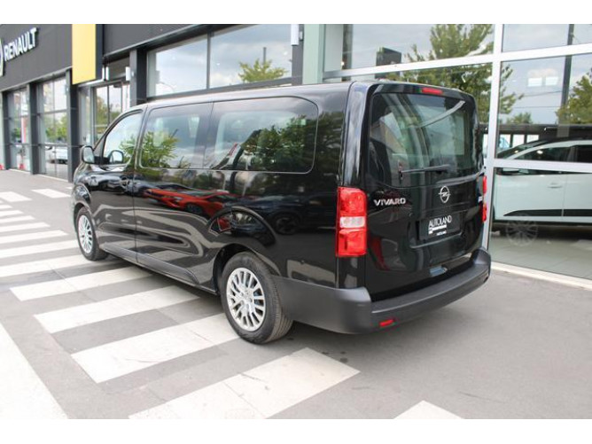 Opel Vivaro 2.0 L 180 A 8 