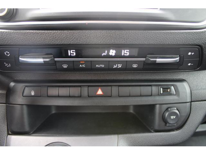 Opel Vivaro 2.0 L 180 A 8 