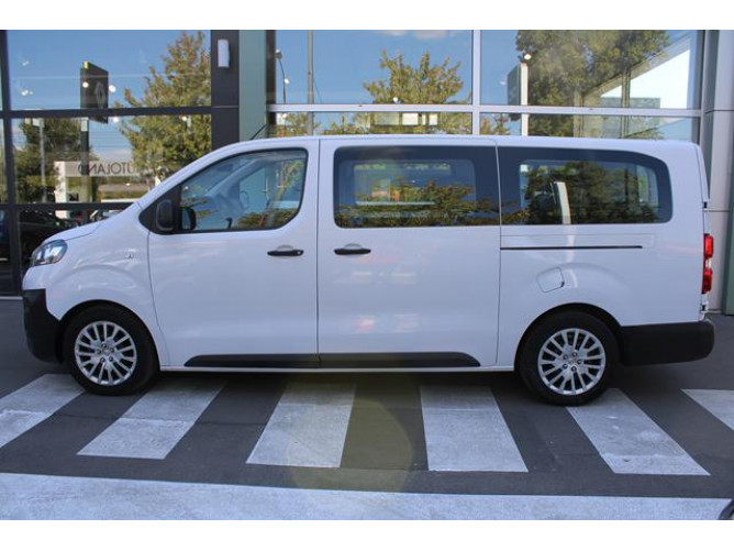 Opel Vivaro 2.0 L 180 A 8 
