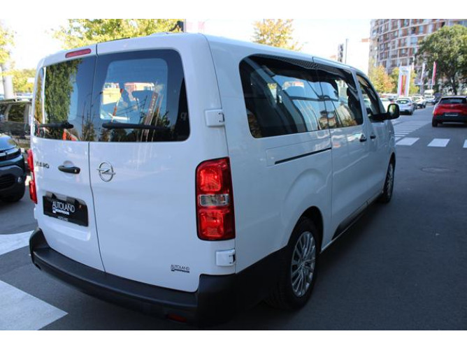Opel Vivaro 2.0 L 180 A 8 
