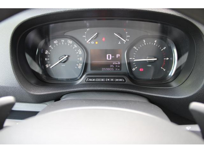 OPEL VIVARO 2.0 AUT 