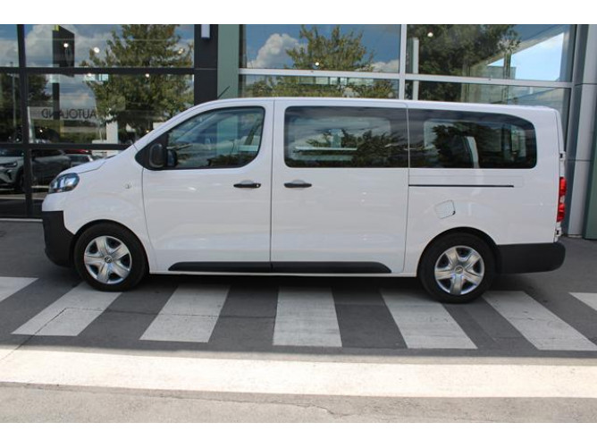Opel Vivaro 2.0 L 180 A 8 