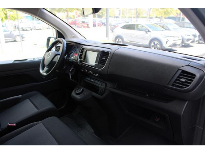 Opel Vivaro 2.0 L 180 A 8 