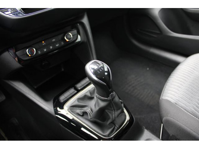 Opel Corsa F 1.2 