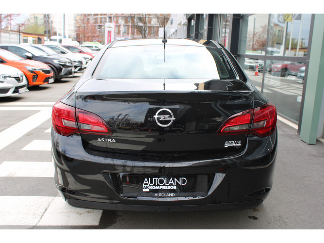 Opel Astra J 1.6 cdti AUT 