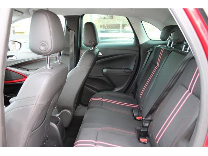 Opel Crossland X 1.2TURBO M6 