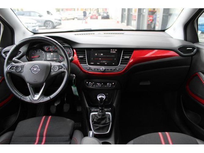 Opel Crossland X 1.2TURBO M6 