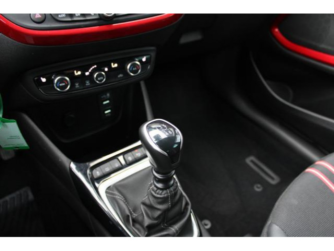 Opel Crossland X 1.2TURBO M6 