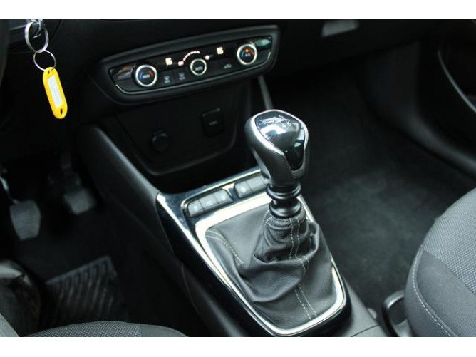 Opel Crossland X 1.2TURBO M6 