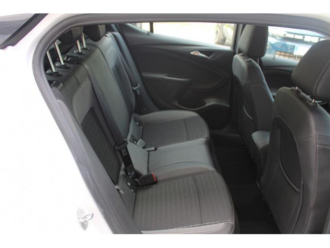 Opel Astra K 1.2 TURBO ELEGANCE 