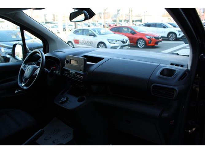 Opel Combo 1.5 HDI AUT 