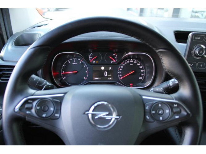 Opel Combo 1.5 HDI AUT 