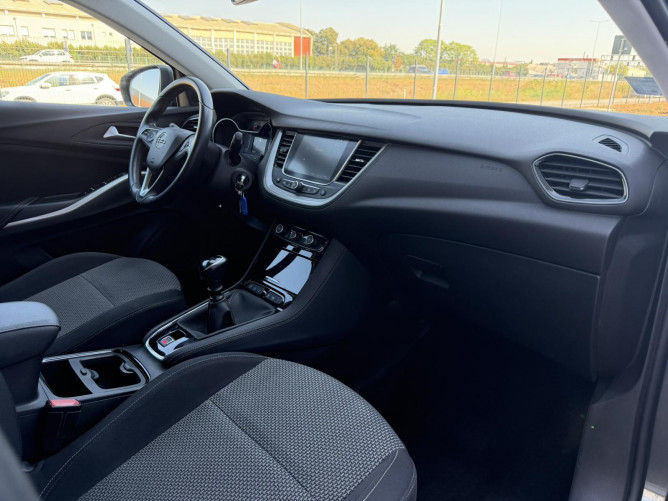 Opel Grandland X 