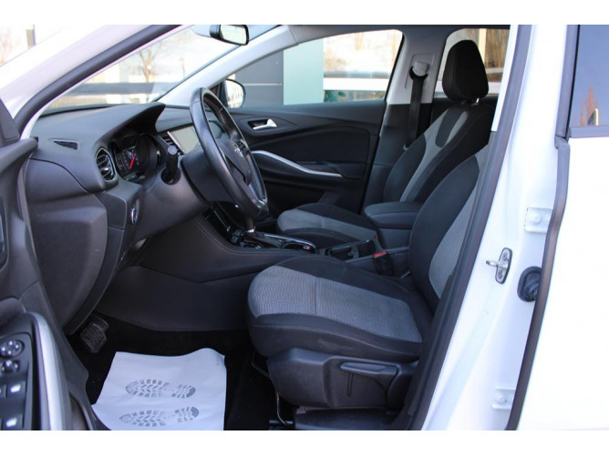 Opel Grandland X 1.5 HDI Business AUT 
