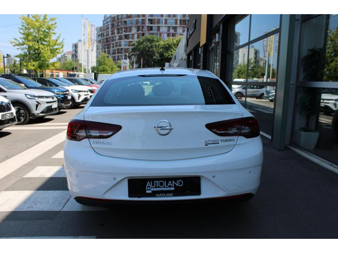 Opel Insignia 1.5 