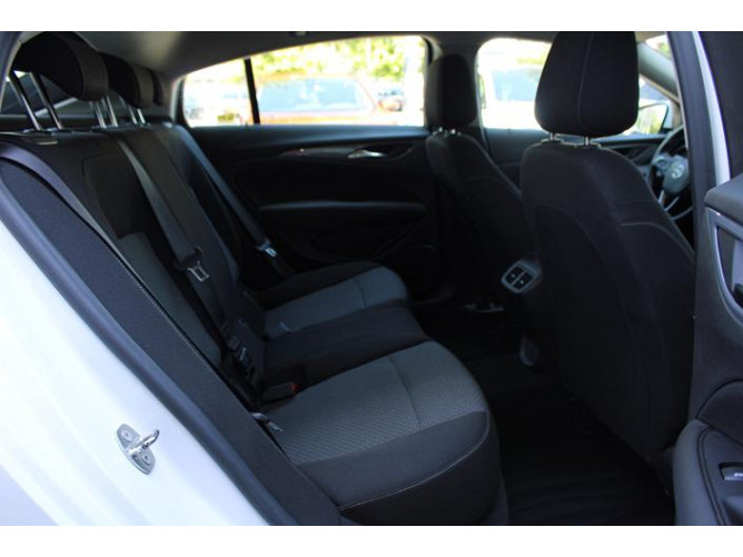 Opel Insignia 1.5 