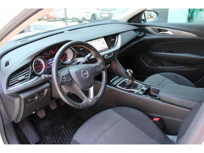 Opel Insignia 1.5 