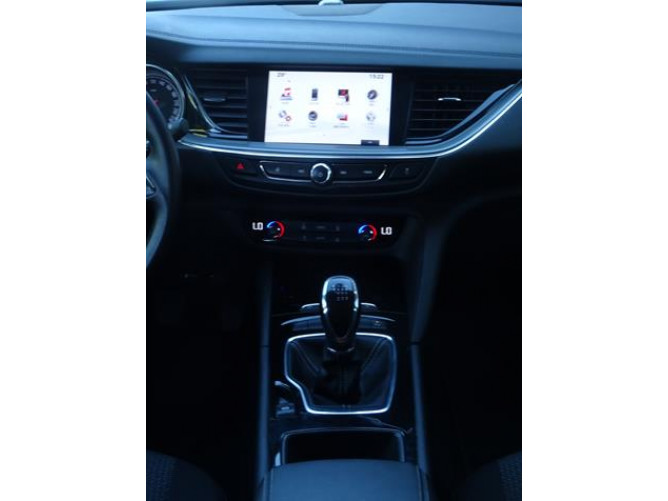 Opel Insignia 1.6 cdti Edition 